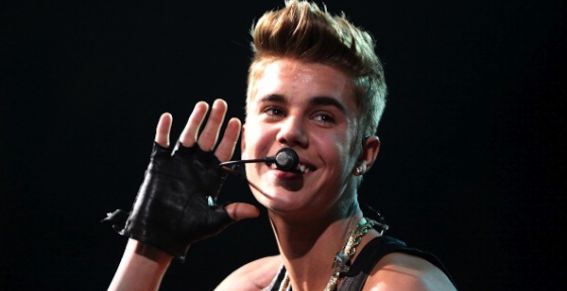 Бибер стал первым в Twitter, 18plus.am